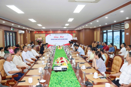 Công ty Than Hạ Long gặp mặt 52 CBCNV nghỉ chế độ năm 2026