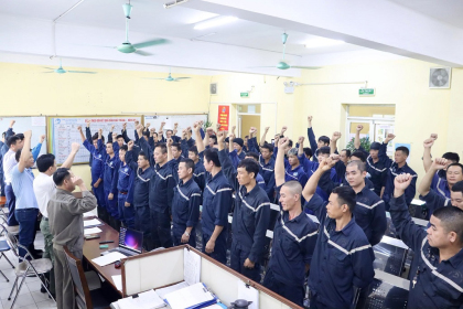 Công ty Than Hạ Long phát động Tháng thi đua cao điểm về an toàn, vệ sinh lao động