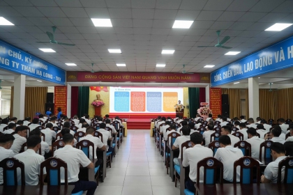 Đảng uỷ Than Hạ Long tổ chức Hội nghị quán triệt, học tập Nghị quyết 06 của Đảng uỷ khối Doanh nghiệp Trung ương