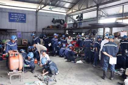 Công ty Than Hạ Long tổ chức thi tay nghề, nâng bậc thợ cho người lao động  năm 2025