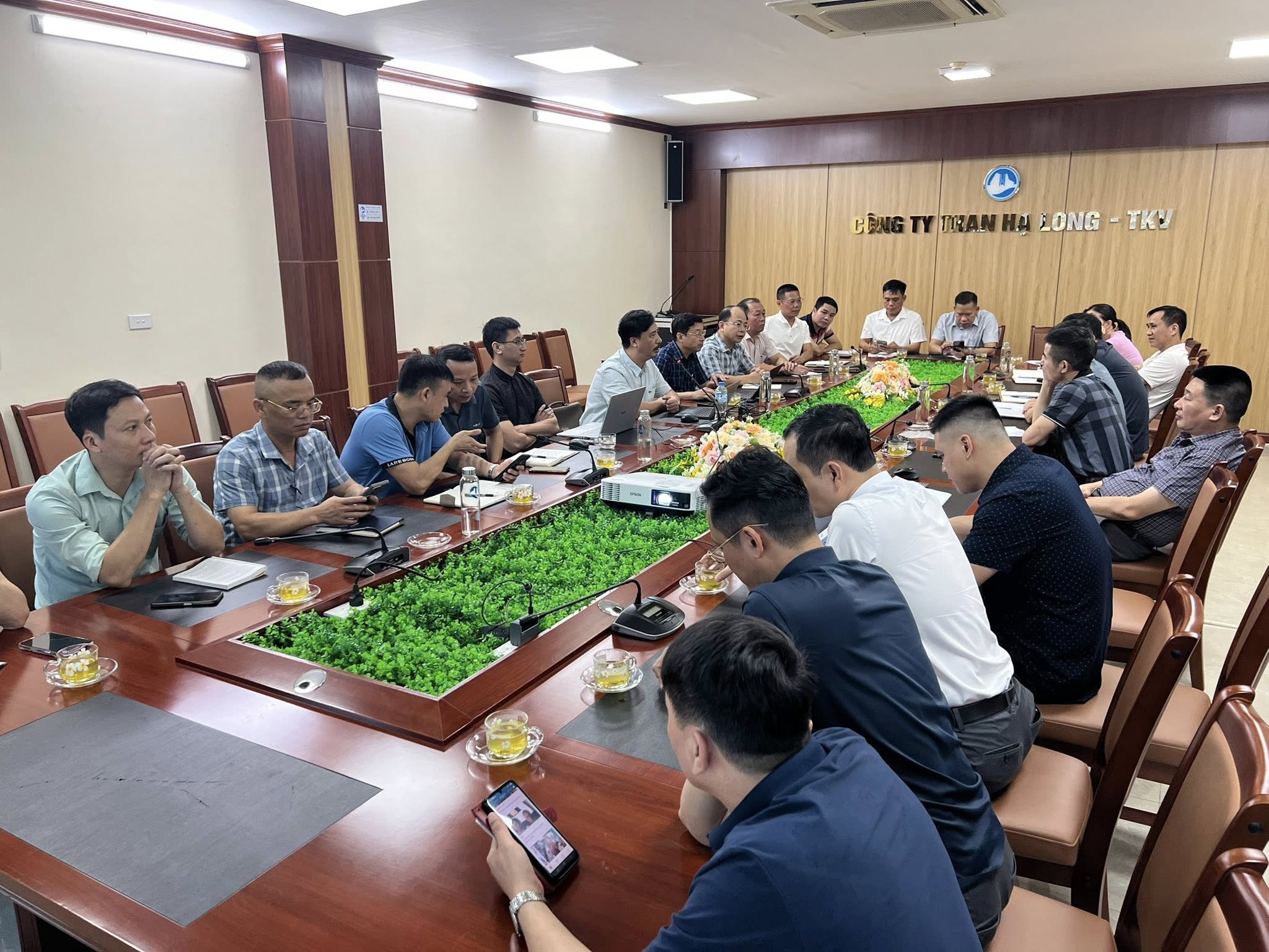 Áp dụng chuyển đổi số tại Công ty Than Hạ Long - TKV: Động lực cho sự phát triển bền vững