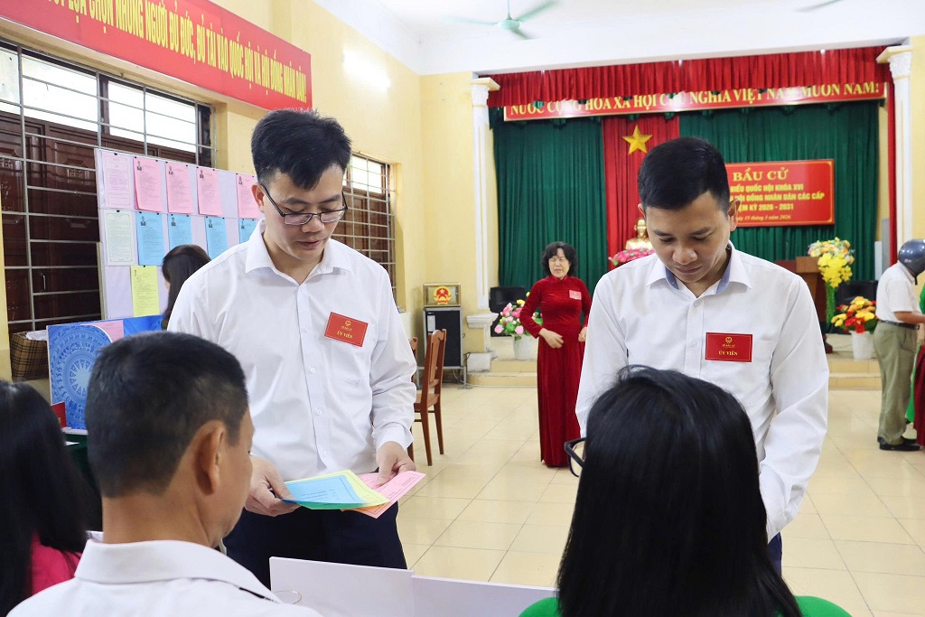 CBCNV Công ty Than Hạ Long - TKV tham gia Ngày hội bầu cử