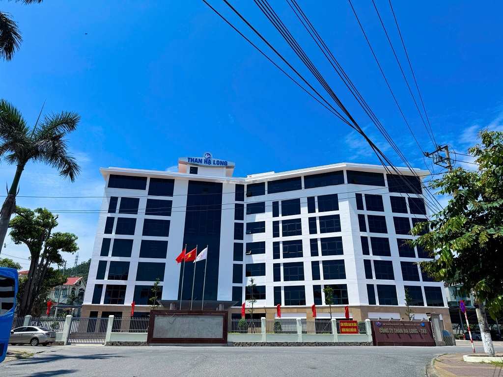 Công ty Than Hạ Long điều chỉnh, hỗ trợ tiền thưởng trong công tác tuyển sinh học sinh đi học các nghề mỏ hầm lò
